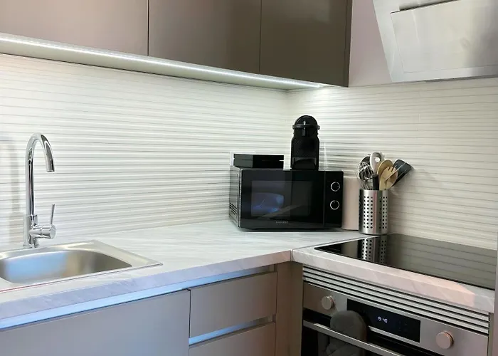 A Ajaccio, Proche De La ! Appartement *